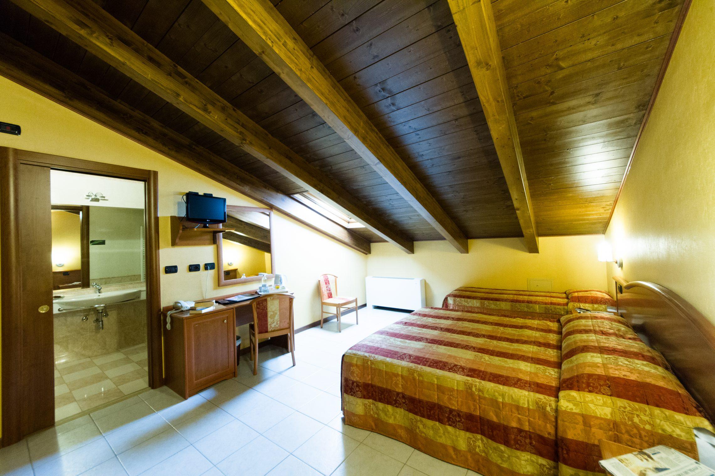 Vald Hotel Val della Torre Bagian luar foto
