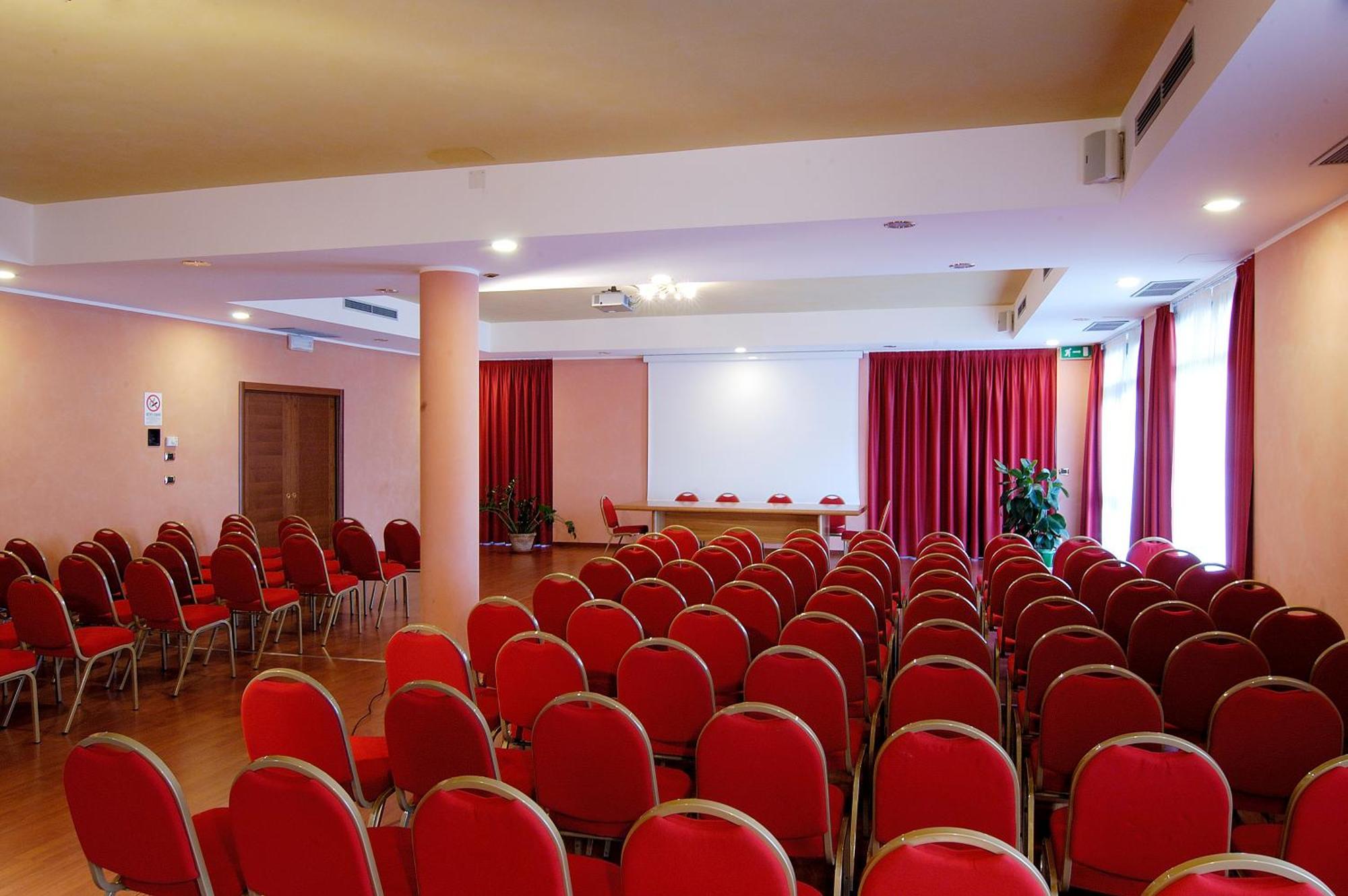Vald Hotel Val della Torre Bagian luar foto