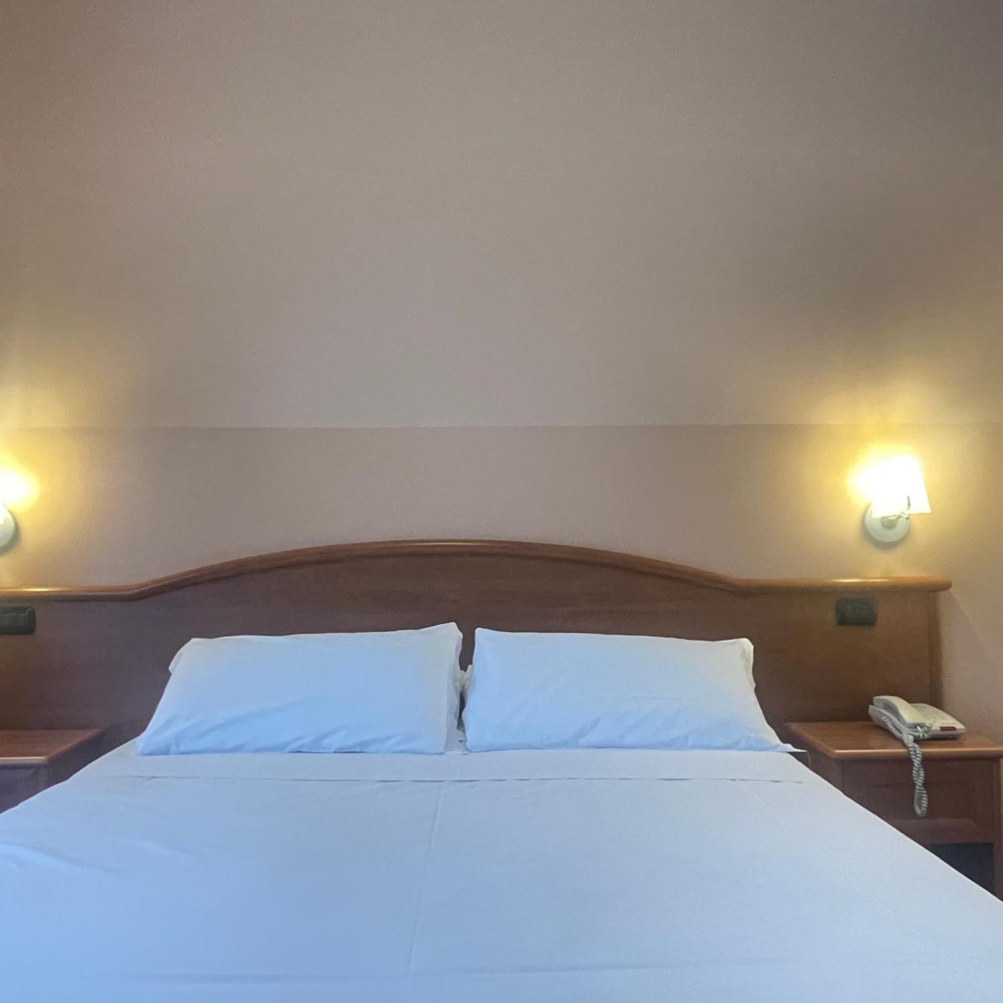 Vald Hotel Val della Torre Bagian luar foto