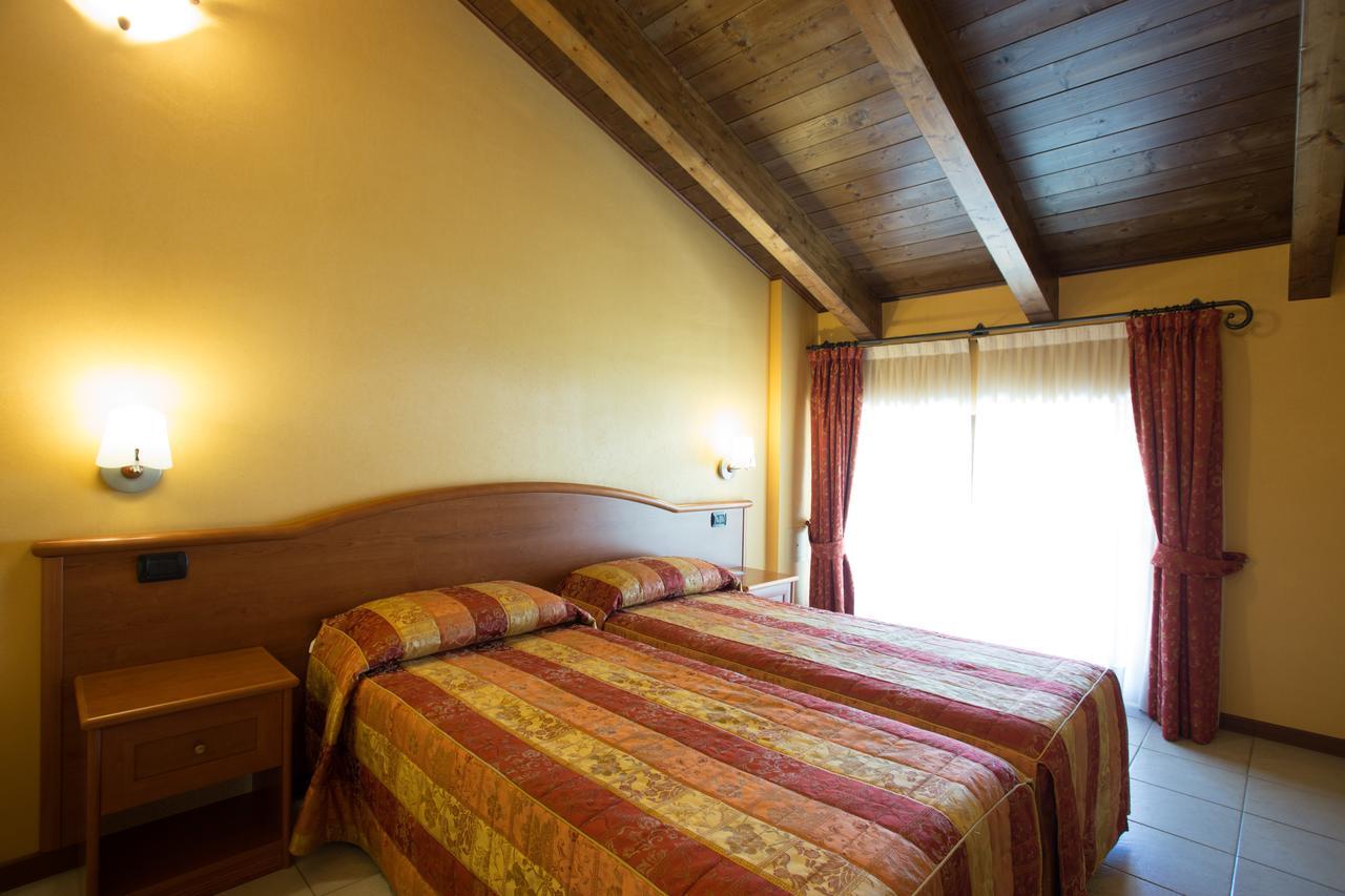 Vald Hotel Val della Torre Bagian luar foto