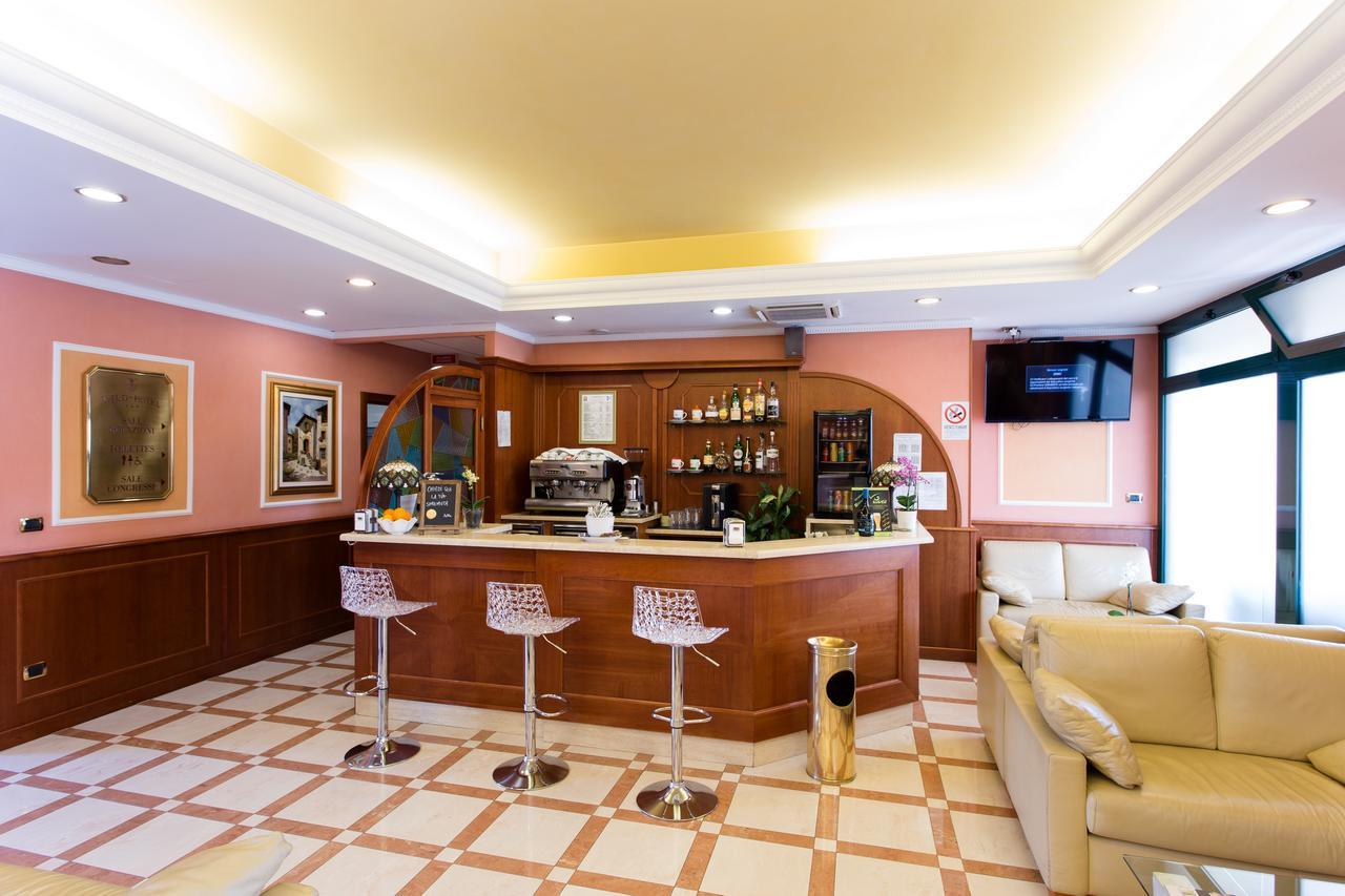Vald Hotel Val della Torre Bagian luar foto